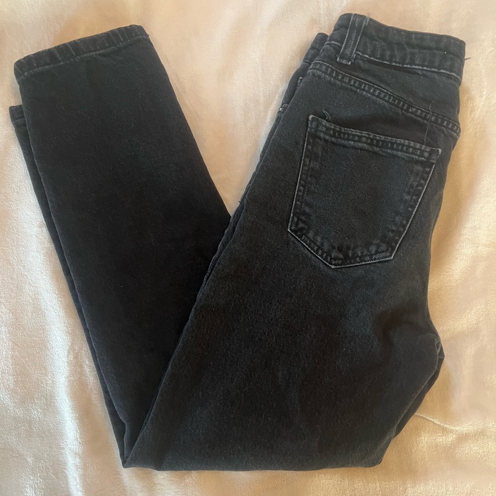 Zara Black high waisted mom jeans